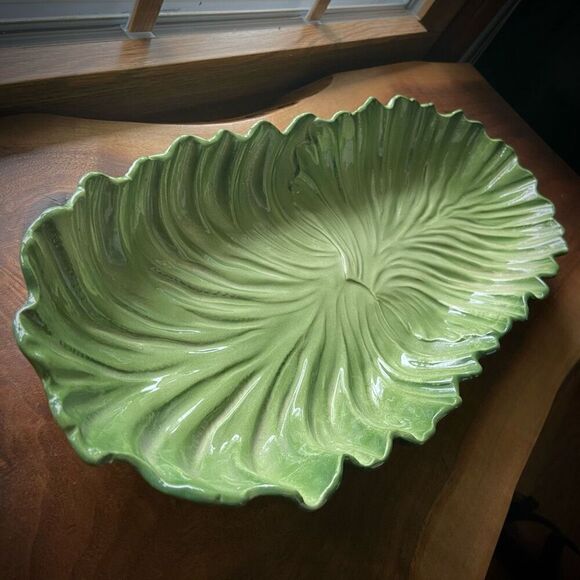 MADDUX OF CALIFORNIA Large MCM Lettuce Leaf Platter - Picture 4 of 10